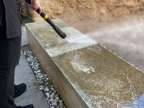Best Commercial Building Pressure Washing  in Elsmere, DE